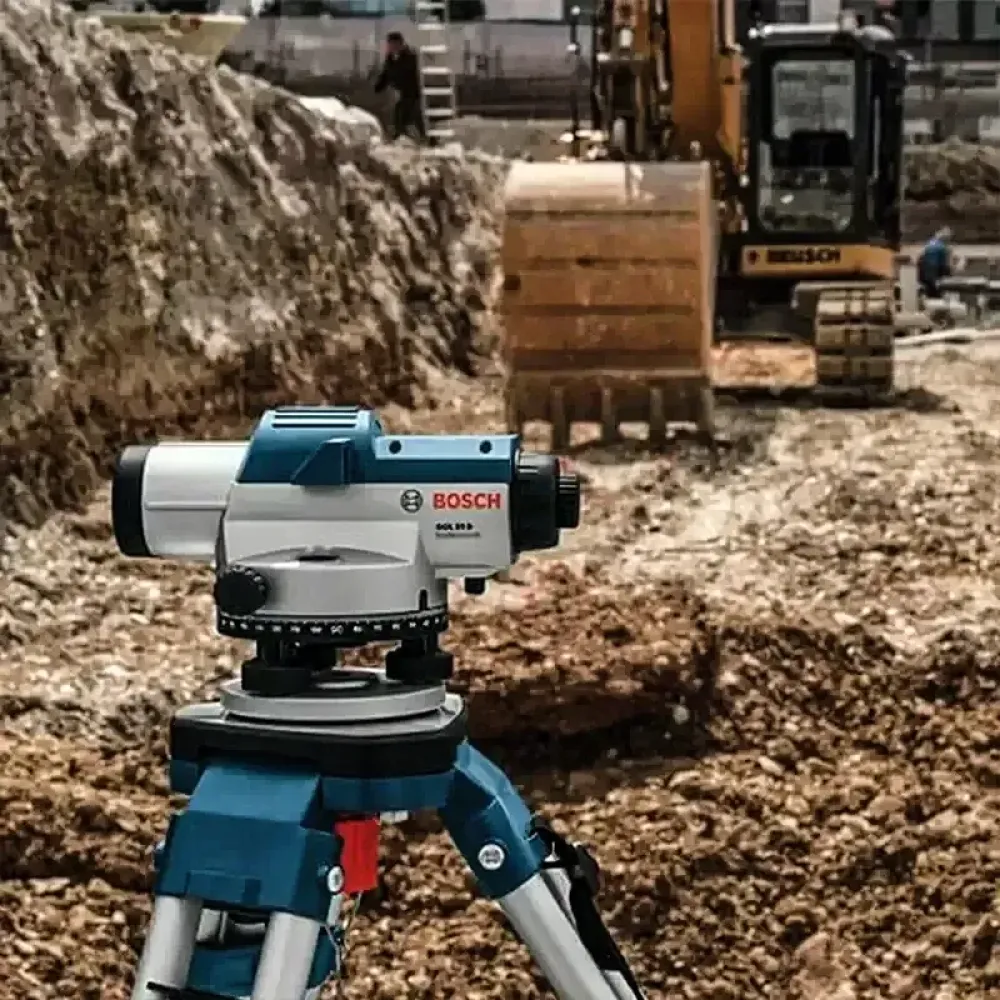 Bosch GOL 20 D Professional оптический нивелир со штативом BT 160 и рейкой GR 500, 0601068402