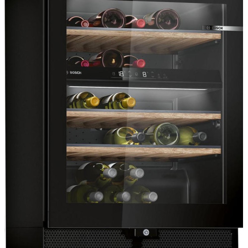 Винный шкаф Bosch KWK16ABGB